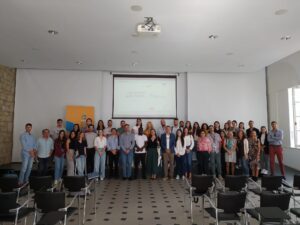 Fotografía de los asistentes a la jornada de bienvenida 2024-2025